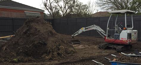 mini digger hire melbourne